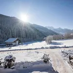 Konukevi Anja's Schoenblick -
